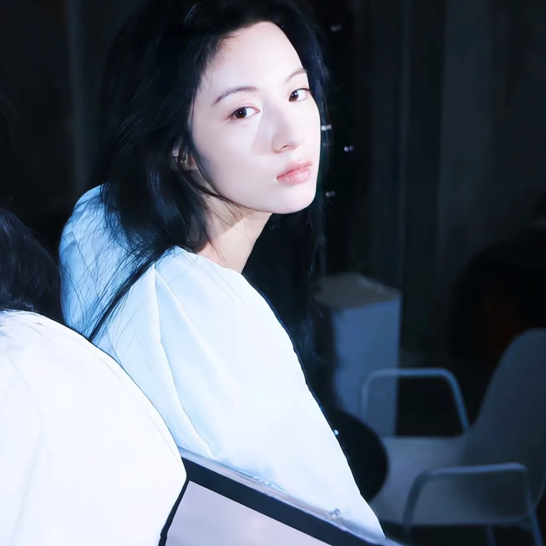 逃荒年天降狐仙小福星